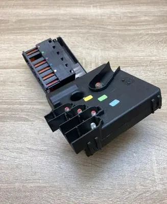 Mercedes-Benz E W211 Battery relay fuse A2115460841 01394837