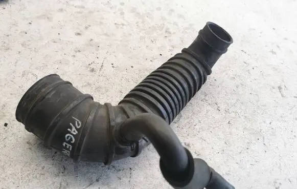 Mitsubishi Pajero Intercooler hose/pipe