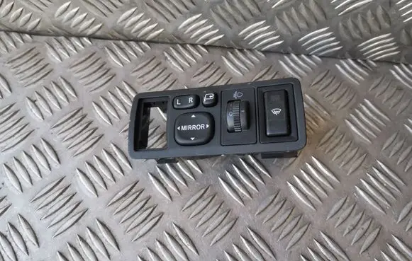 Toyota Avensis T250 A set of switches 777669 156762 183575