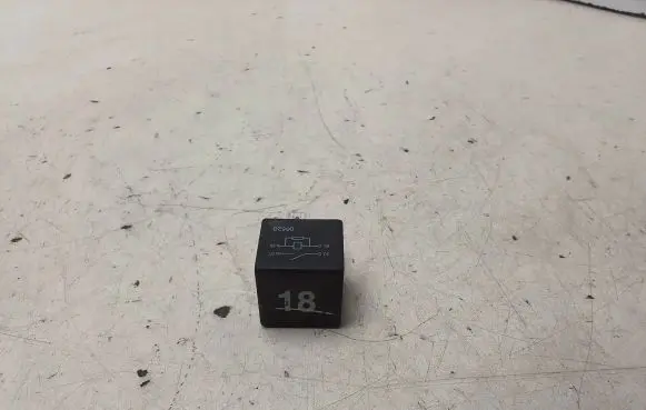 Seat Ibiza III (6L) Other relay 191937503 HG4191
