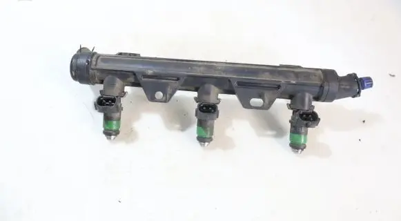Volkswagen Polo IV 9N3 Fuel main line pipe