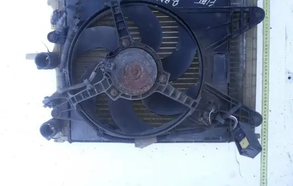 Fiat Bravo - Brava Radiator cooling fan shroud