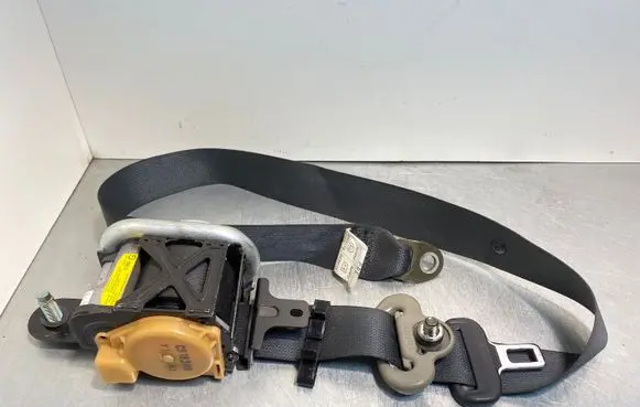 Nissan Murano Z50 Front seatbelt C9183HR 1034685 1094813