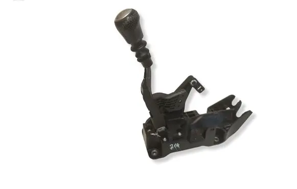 Nissan Juke I F15 Gear shifter/selector 9614440