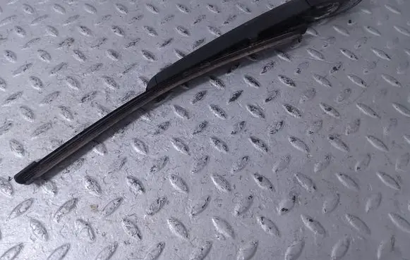 KIA Ceed Rear wiper blade 98811J7500