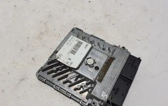 Audi A5 8T 8F Engine control unit/module 8K0906264