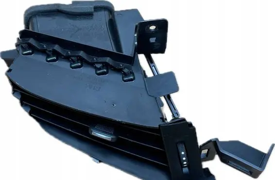Cadillac Escalade IV Dashboard side air vent grill/cover trim 22807582