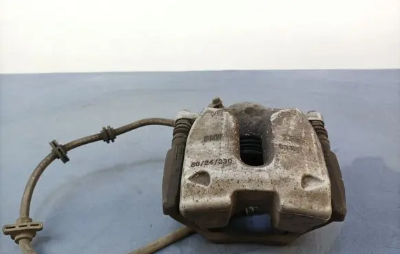 BMW 5 G30 G31 G38 Front brake caliper 53389A