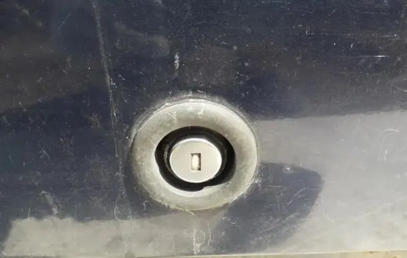 Mitsubishi Carisma Tailgate/trunk/boot exterior handle