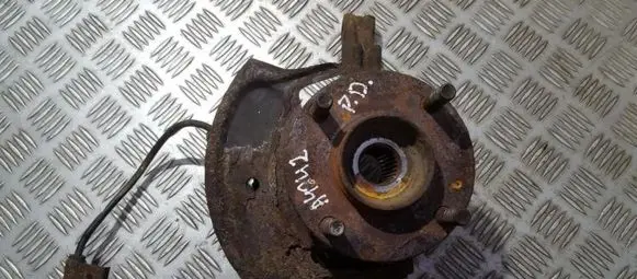 Nissan Almera N16 Front wheel hub