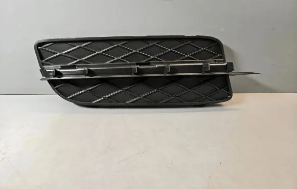 BMW X5 E70 Front bumper lower grill 7159594 51117159594