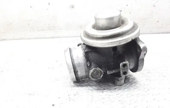 Audi A3 S3 8L EGR valve 038131501E
