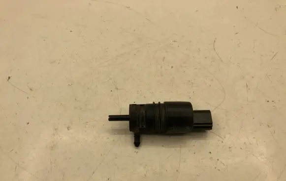 BMW 5 F10 F11 Windscreen/windshield washer pump 6934160