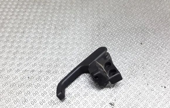 Engine bonnet (hood) release handle