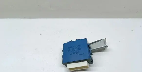 Toyota Yaris Verso Door control unit/module 8598052051