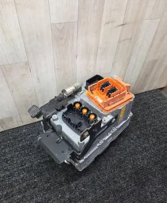 BMW 3 F30 F35 F31 Voltage converter inverter 8742493 12368742493 0437508310