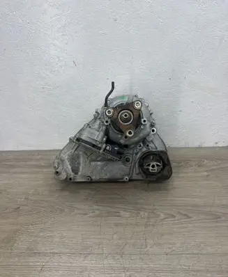 BMW X3 F25 Gearbox transfer box case 7636180 7636181 ATC45L