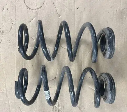 Mini One - Cooper F56 F55 Rear coil spring 6852467