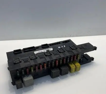 Mercedes-Benz E W211 SAM control unit 2115451901 5DK00804730 000031761517108