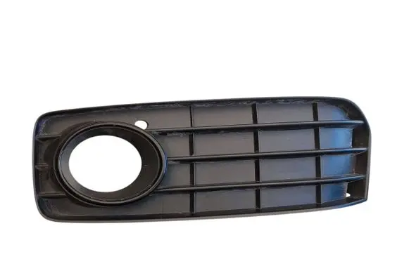 Audi A5 8T 8F Front bumper lower grill 8T0807681B