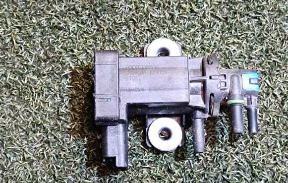 Peugeot Boxer Turbo solenoid valve 9808206880