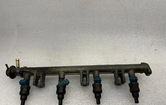 Fuel main line pipe