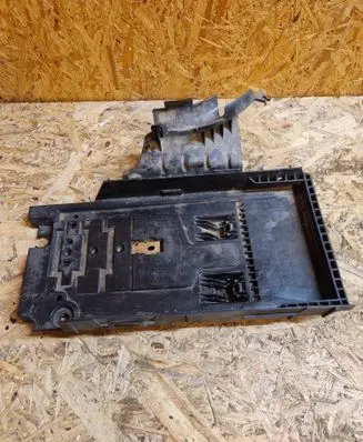 Ford Fusion II Battery tray DG9310723A