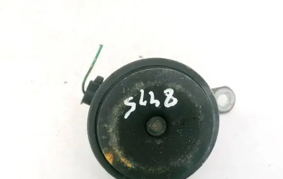 Toyota Avensis T250 Horn signal
