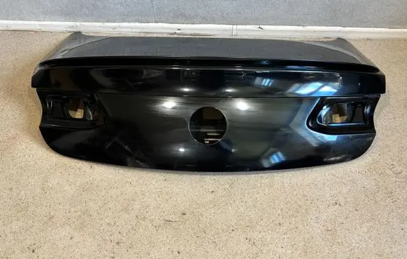 Tailgate/trunk/boot lid