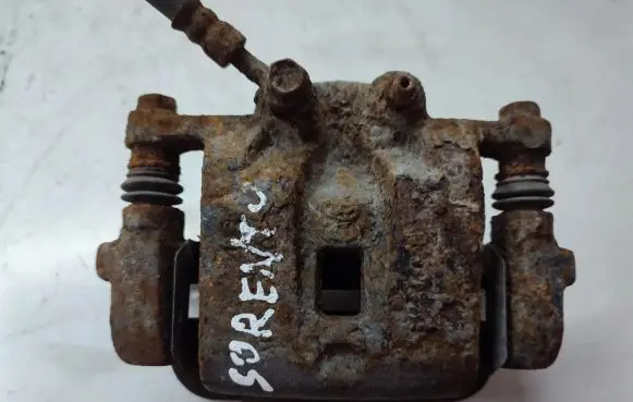 KIA Sorento Rear brake caliper
