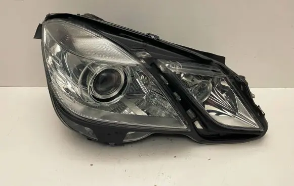 Mercedes-Benz E W212 Headlight/headlamp A2128202059 1ZT01080012 010800120196372