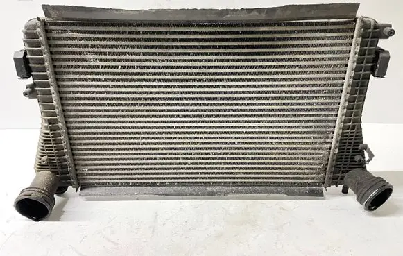 Volkswagen PASSAT B6 Intercooler radiator 1K0145805G F7560 0041514
