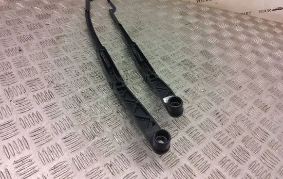 Hyundai Ioniq Front wiper blade arm