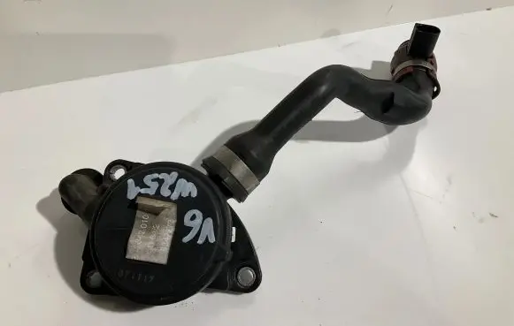 Mercedes-Benz R W251 Breather/breather pipe/hose A6420101891