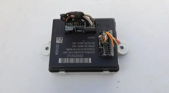 Volvo V40 Door control unit/module 31343043