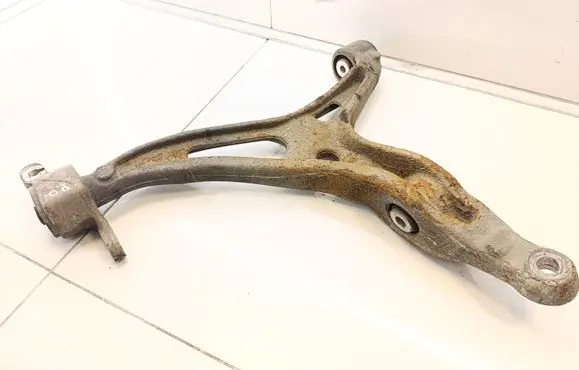 Mercedes-Benz GL X164 Front lower control arm/wishbone 000082367106