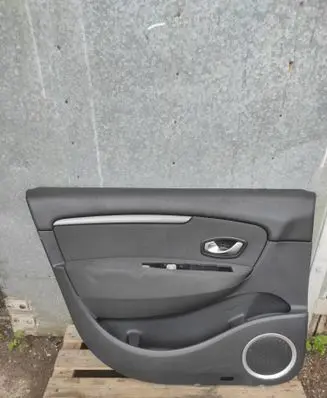 Renault Scenic III - Grand scenic III Front door card panel trim