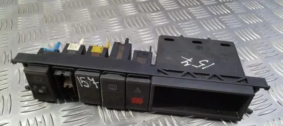 Audi A6 S6 C4 4A Windscreen/window heater switch 4a0941561a 4a0941503e