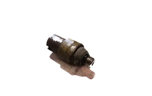 Volkswagen Phaeton Air suspension valve block 