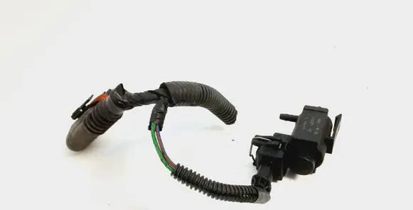 Volvo XC70 Turbo solenoid valve 30611668