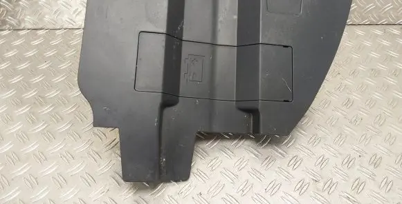 Toyota RAV 4 (XA40) Battery box tray cover/lid 6474242020
