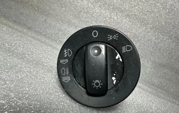 Audi A4 S4 B6 8E 8H Light switch 8E0941531