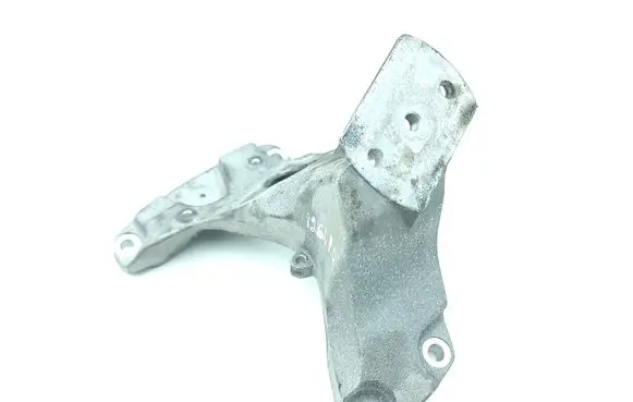 Bentley Flying Spur Engine mounting bracket