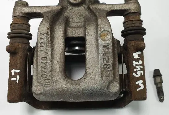 Mercedes-Benz B W245 Rear brake caliper