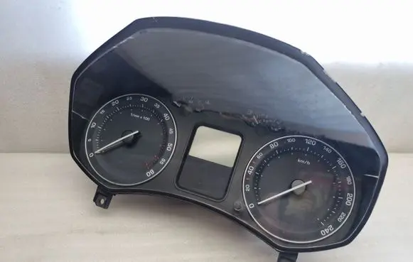 Skoda Octavia Mk2 (1Z) Speedometer (instrument cluster) 1Z0920810D