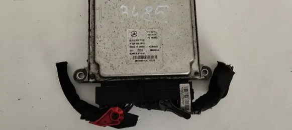 Mercedes-Benz C W204 Engine control unit/module A6519007500 A0064461540