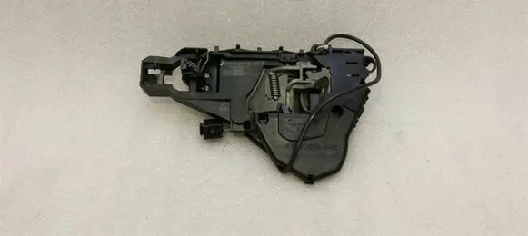 Mercedes-Benz ML W164 Front door exterior handle/bracket A1647602034