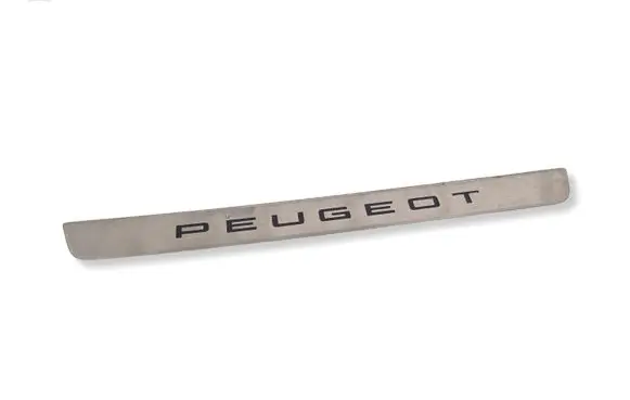 Peugeot 2008 II Front sill trim cover 98532023RW