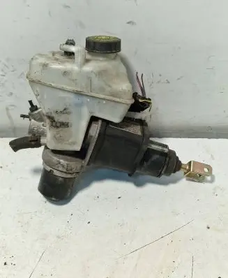 Mercedes-Benz E W211 Master brake cylinder A0004300312 0204024106 0204300312