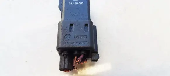Chevrolet Captiva Glow plug pre-heat relay 96440063 0281003041